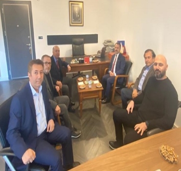 VALİ AKTAŞ, MÜTEAHHİTLERLE GÖRÜŞTÜ 